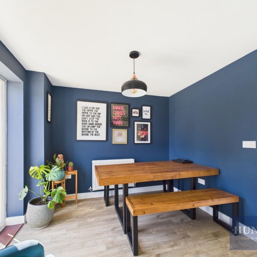 4 bedroom House To Let - Photo 1