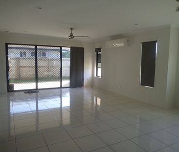 QUALITY HOME IN OORALEA - Photo 2