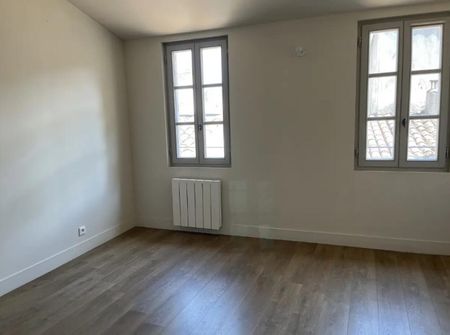 location Appartement T4 DE 87.89m² À AVIGNON - Photo 5