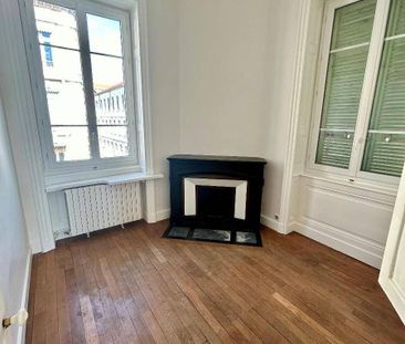 Location appartement ancien 4 pièces 87 m² à Vienne (38200) 4 - Photo 4