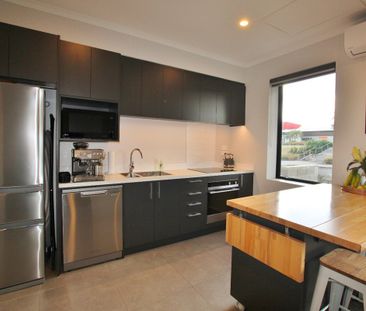 2/17 Uku Lane, Hobsonville - Photo 3