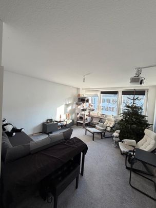 Untermiete 01.01.2025 - 31.12.2026, 3,5-Zimmer Wohnung in Bonn - Photo 1