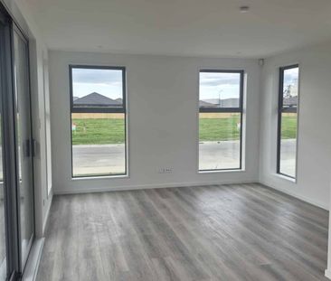 38 Derbridge Street - Photo 1