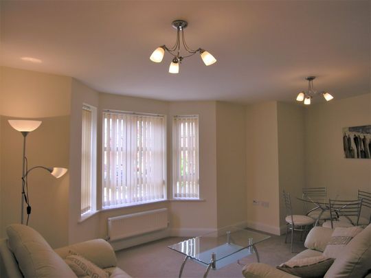 2 bedroom Apartment to rent - Photo 1