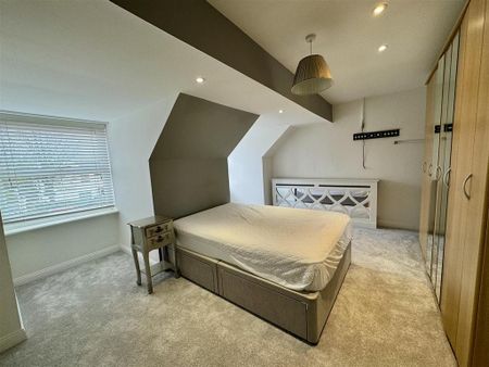 3 bedroom detached house to rent - Photo 4