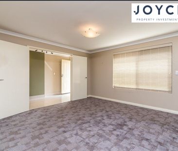 37 St Albans Promenade, Canning Vale WA 6155 - Photo 3