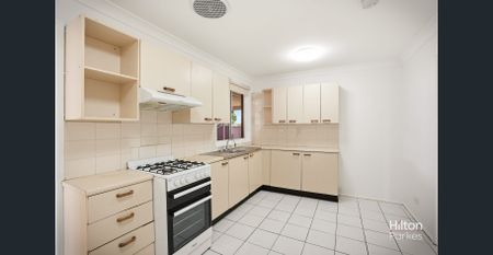 Freshly Painted Family Home! - Photo 5