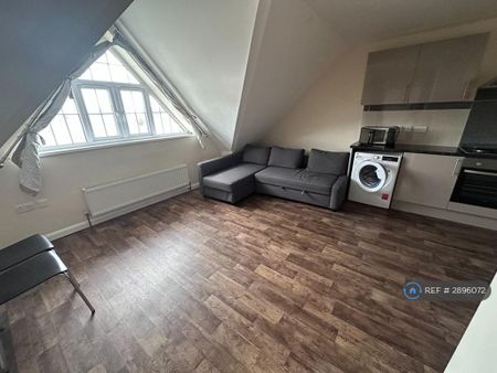 1 bedroom flat to rent - Photo 2