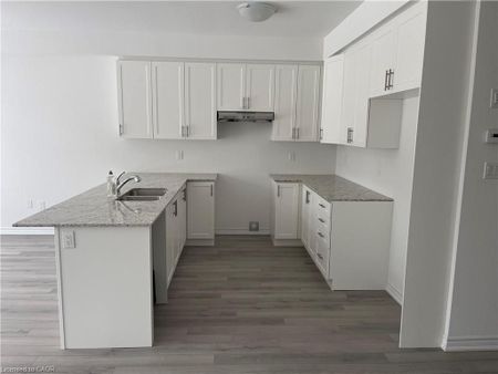 For Lease - 111 Molozzi Street, Erin, Ontario - Photo 4