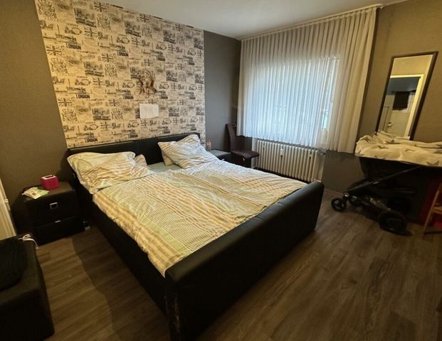 Wohnen wie im eigenen Haus! Mit Garten, zwei Terrassen und Garage - Foto 1