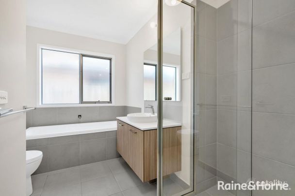 Great Location! - Photo 1