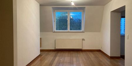 Appartement te huur in Brussel voor € 2.000 met 3 slaapkamers - Photo 2
