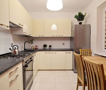 Dom do wynajęcia, cena z opłatami - Photo 1