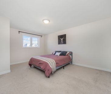 For Lease - 131 Steeplechase Way, Waterloo, Ontario - Photo 1