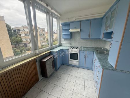 Kiadó átlagos állapotú lakás - Vác - Fotó 2