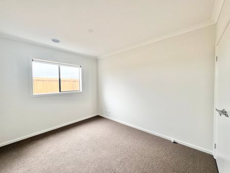 13 Lilly Pilly Way, Mount Duneed, VIC, 3217 - Photo 4