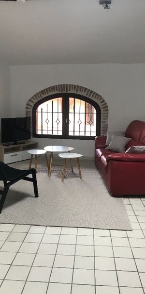 Location Appartement 2 pièces 69m² - Photo 1