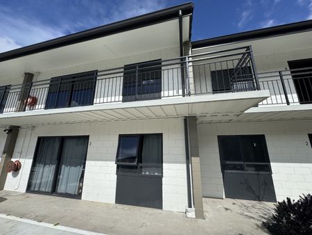 Modern 1-Bedroom Unit for Rent in Hamilton City Central – $440 per Week Located in the heart of Hamilton City Central, this well-appointed 1-bedroom, 1-bathroom unit offers a comfortable and convenient lifestyle. - Photo 4