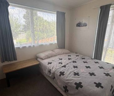 Lovely home in Randwick Park - Photo 2