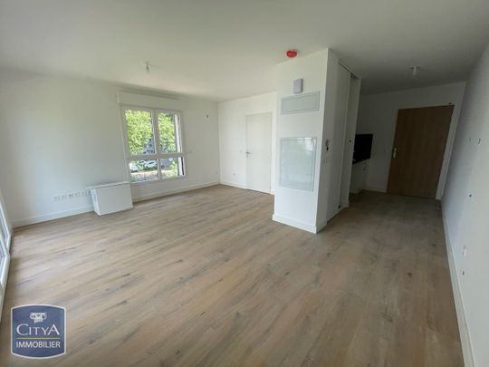 Location Appartement 1 pièce 33m² MAROMME 76150 - Photo 1