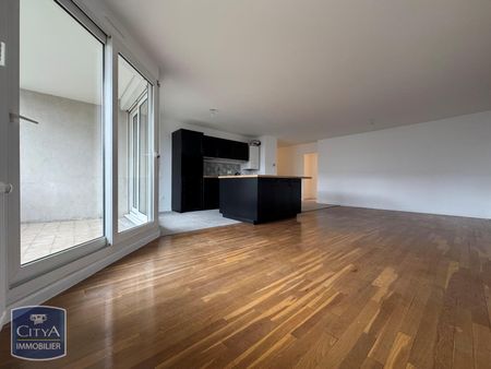 Location Appartement 3 pièces 78m² LYON 3ème - Photo 3