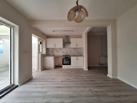 Waddon New Road, Croydon CR0, London - Photo 4
