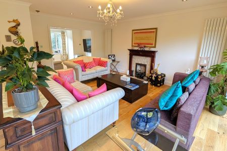 Orchard Mains, Woking, Surrey, GU22 - Photo 3