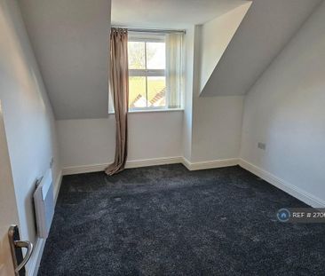 2 bedroom penthouse to rent - Photo 4