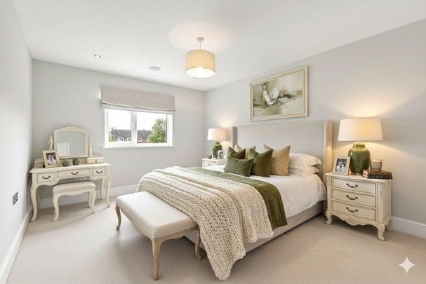 4 bedroom semi-detached house to rent - Photo 1