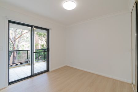 16/4 Taylors Drive, Lane Cove NSW 2066 - Apartment For Rent | Domain - Photo 5