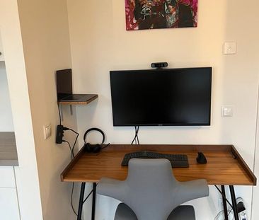 Möblierte 1,5 Zimmer mit großer Terrasse in Berlin Mitte - Foto 1