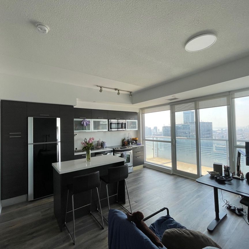 For Lease - 386 YONGE Street Unit# 4311, Toronto, Ontario - Photo 1