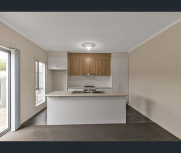 Exceptional Townhouse In Great Location! - Photo 2