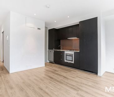 1507/7 Yarra Street, South Yarra - Photo 3