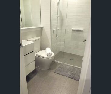 Union Tower offers the ultimate convenience placing all of life's n... - Photo 5