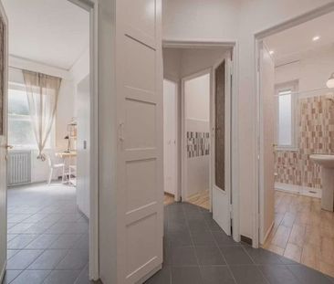 Via Gualtiero Castellini, Rome, Lazio 00197 - Photo 4