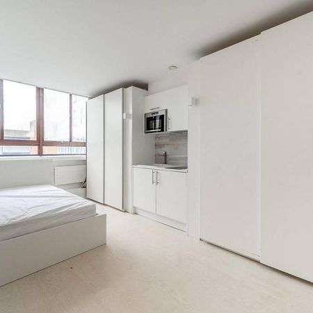 Studio to rent - Photo 4