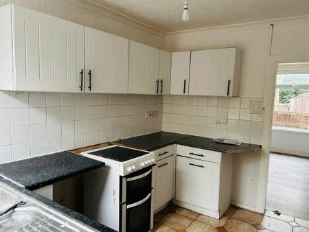 2 bedroom terraced house to rent - Photo 5