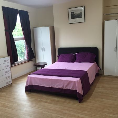 4 bedroom maisonette for rent - Photo 3