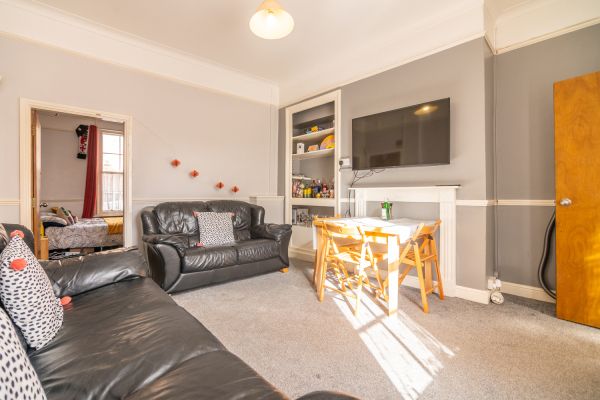 25 George Street - Photo 1