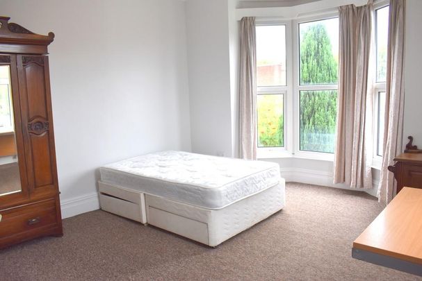 6 bedroom semi-detached house to rent - Photo 1