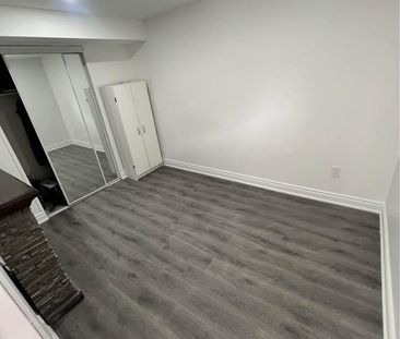 For Lease - 17 Portrush Trail, Brampton, Ontario - Photo 4