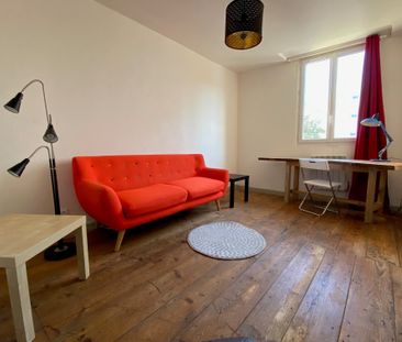 Location Appartement 2 pièces 47m² BORDEAUX 33000 - Photo 2