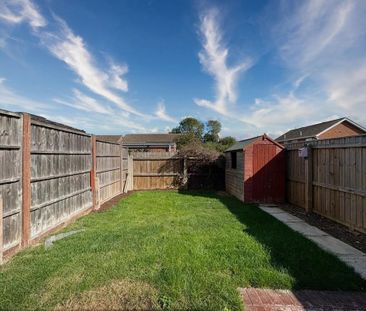 3 bedroom semi-detached house to rent - Photo 3