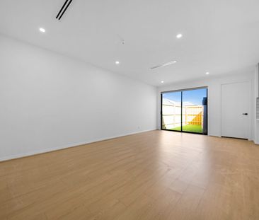 Modern & Stylish Living in Lara - Photo 1