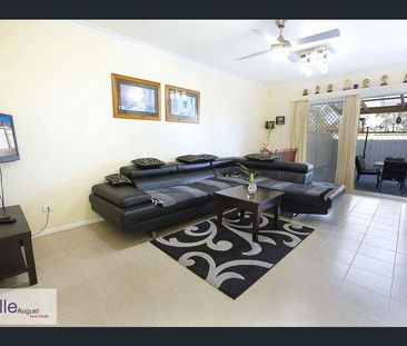 Convenient location to all amenities!!! - Photo 1
