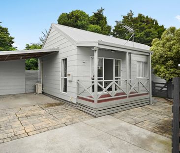 This great little cutie is a hidden gem, offering two tidy bedrooms... - Photo 2