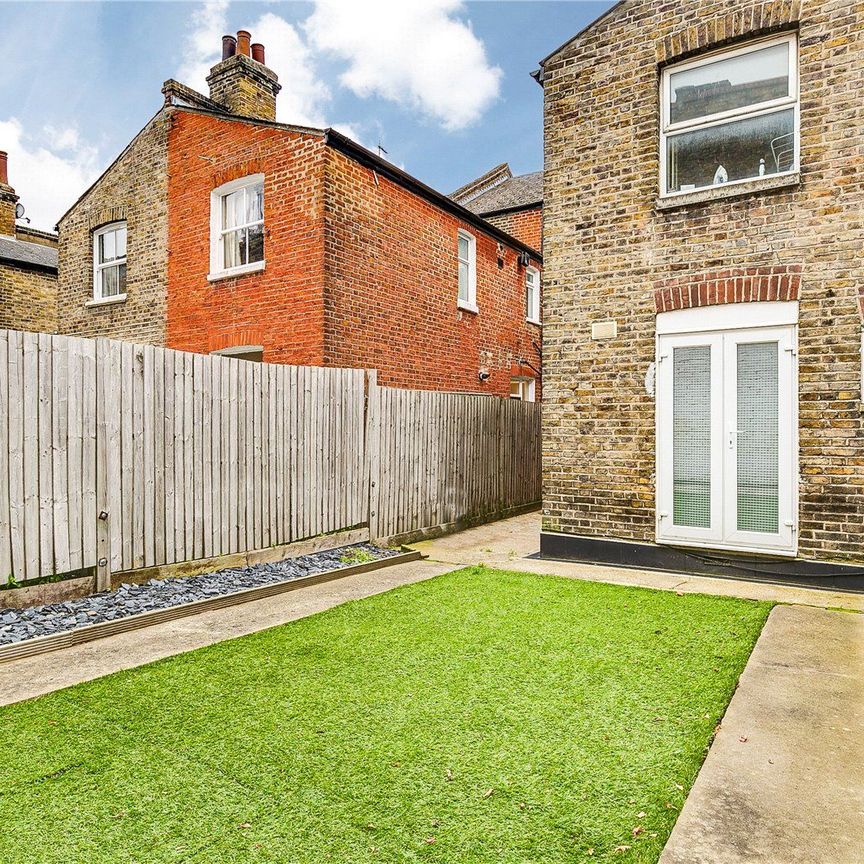 Hartland Road, Queen's Park, NW6 - Photo 1