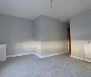 New Road, Portsmouth, PO2 - Photo 6