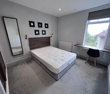 3 bedroom apartment to rent - Photo 6